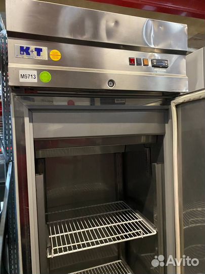 Холодильный шкаф