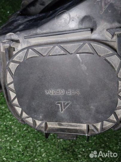 Фара ксеноновая Mini Hatch Cooper S R56 N14B16AB