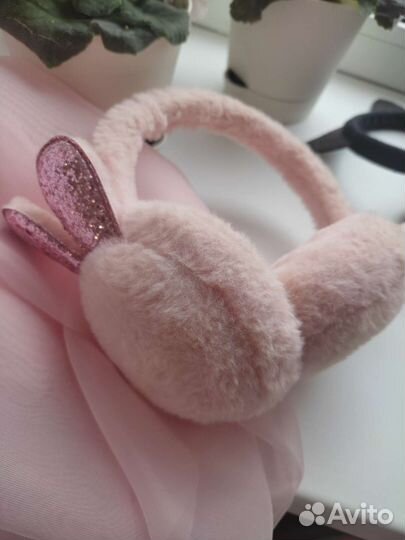 Меховые наушники