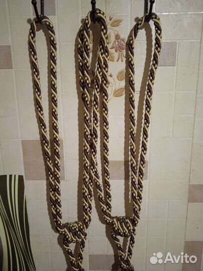 Кисти и подхваты для штор