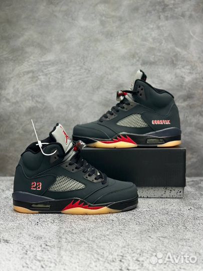 Nike air Jordan 5 retro gore Tex