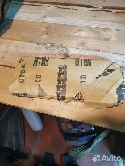 Цепь для мотоцикла 520 525 530 did золотая