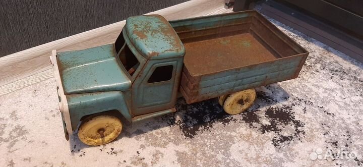 Игрушка лтз СССР переходная ранние колеса