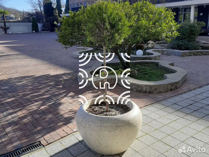 Вазон бетонный 