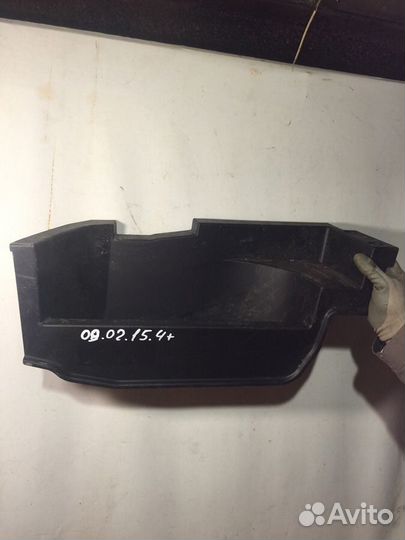 Toyota RAV4 2013 Ящик для инструментов