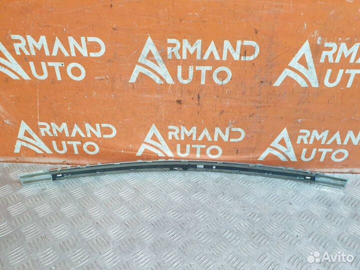 Накладка двери багажника Mercedes Gla-Class X156