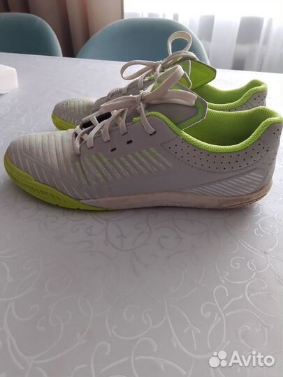 Бутсы футбольные декатлон, 38