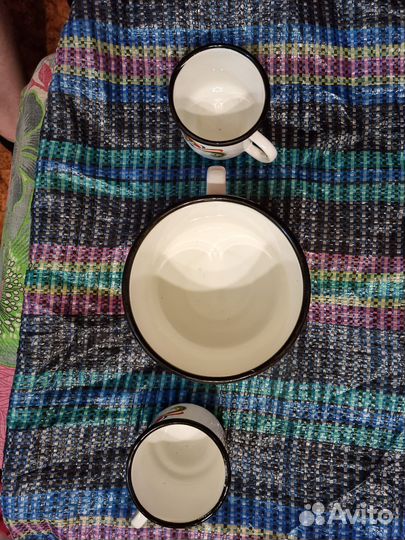 Набор советский эмалированных кружек