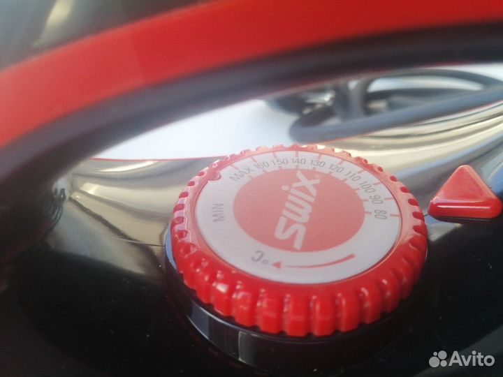 Утюг лыжный swix t77