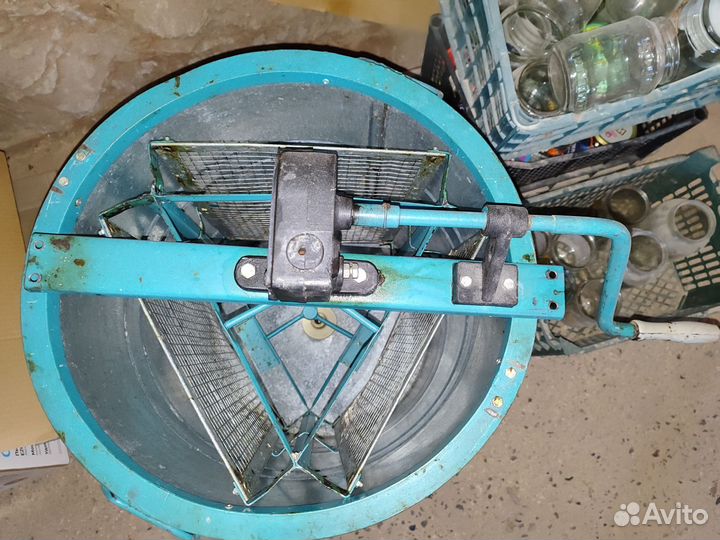 Медогонка 3 рамочная