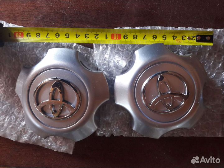 Колпаки на диски Toyota