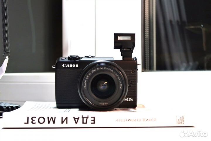 Фотоаппарат Canon eos m100 +15-45 IS STM (24мп)