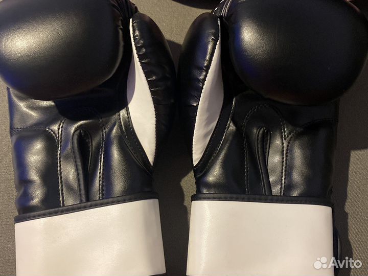 Боксерские перчатки Takeshi