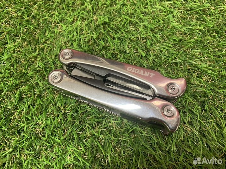 Мультитул 13в1 + фонарик