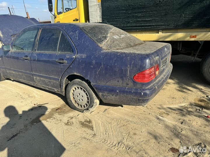 В разборке мерседес 210, 2,2 дизель