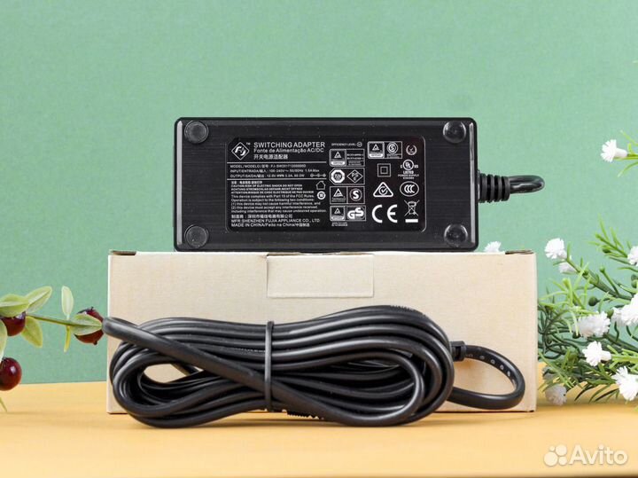 Сетевой адаптер для Yongnuo YN 300/600