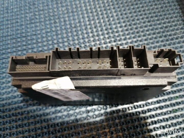 Блок управления памятью сиденья Volkswagen Passat