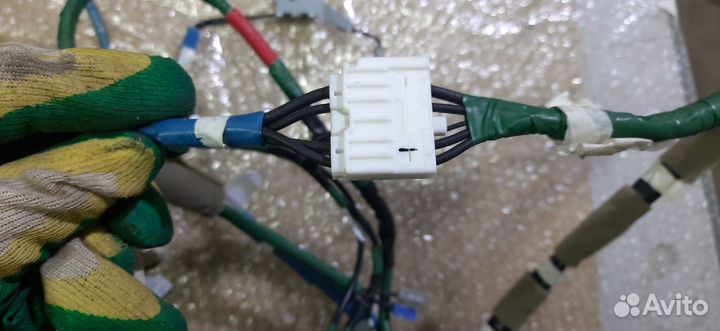 Проводка антенны Toyota Hilux 8