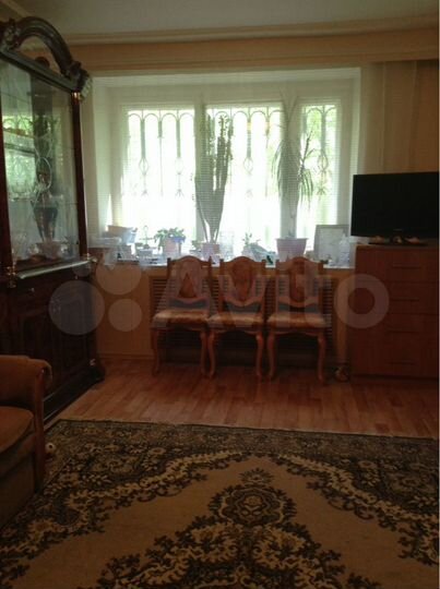 4-к. квартира, 62 м², 1/5 эт.