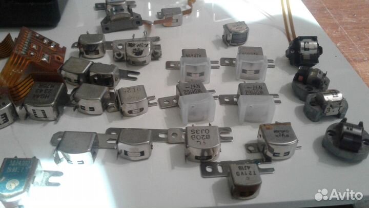 Головки для магнитофонов,подкатушечники,иглы,ролик