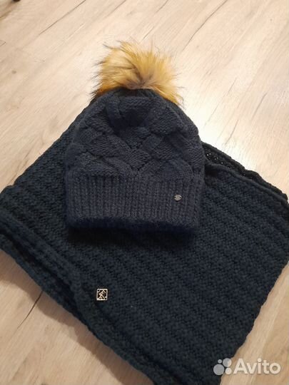 Комплект шапка и снуд женский