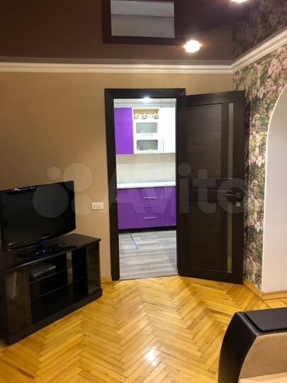 4-к. квартира, 76 м², 1/5 эт.