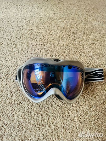 Горнолыжные очки