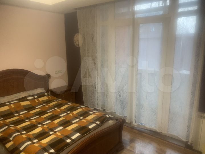 Комната 17 м² в 2-к., 1/3 эт.