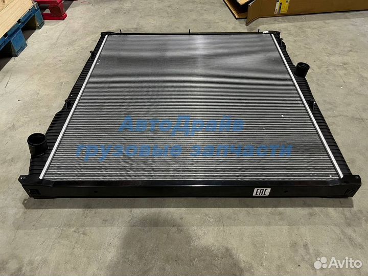 Радиатор водяной Scania R