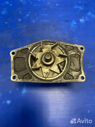 Помпа Hyundai HD 65,78 D4DD D4DB