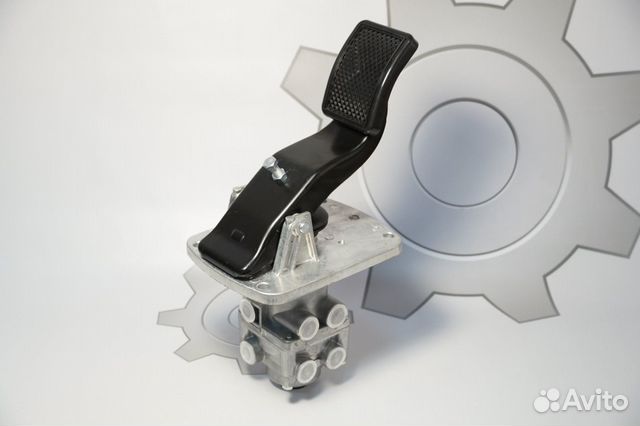 Кран тормозной 2-х