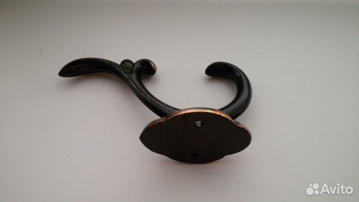 Крючок металлический