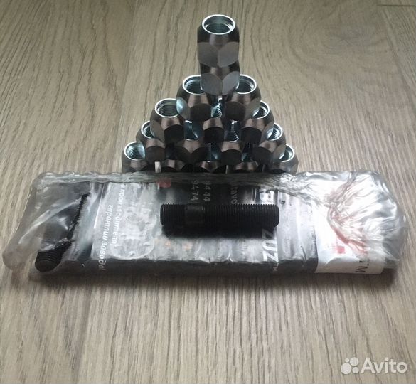 Шпильки ZUZ 60mm