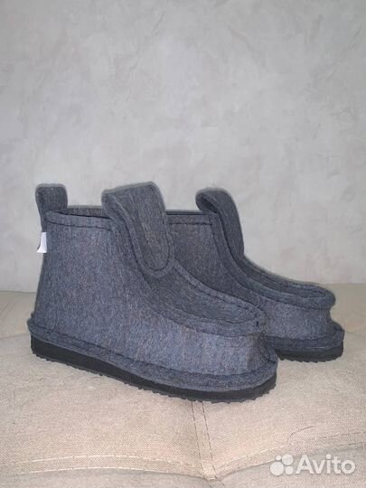 Валеши женские серые