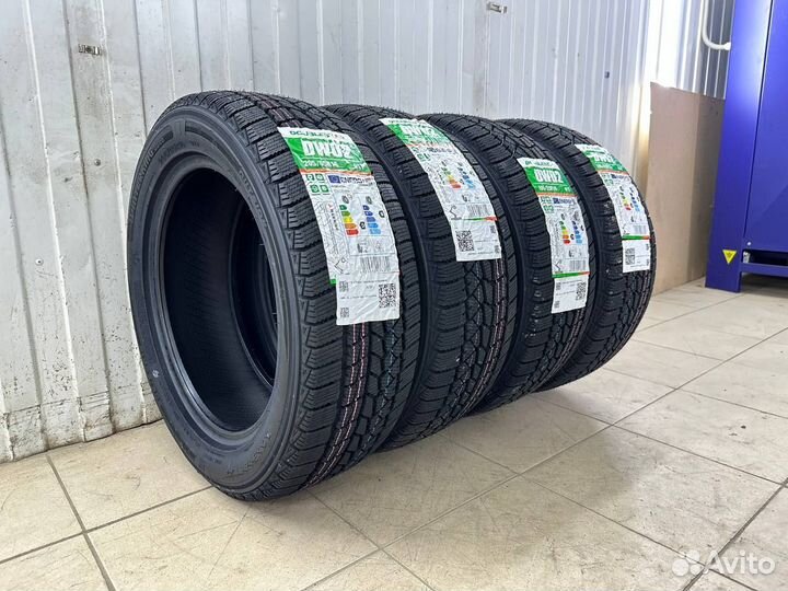 DoubleStar DW02 215/50 R17 91T