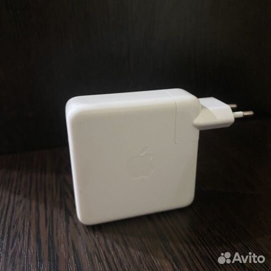 Блок питания macbook/iPad/iPhone 87w USB-C