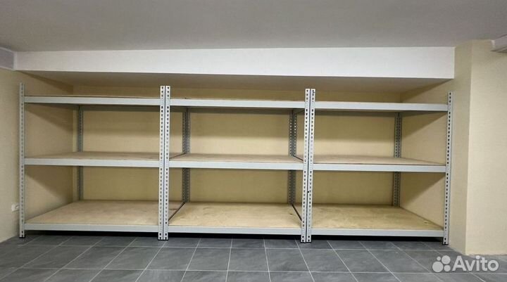 Металлический стеллаж