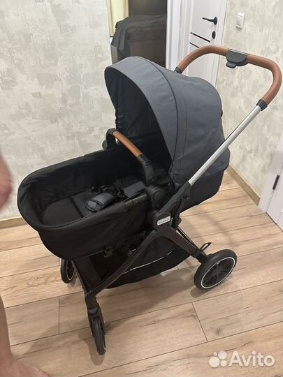 Коляска 2 в 1 новая