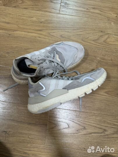 Кроссовки adidas