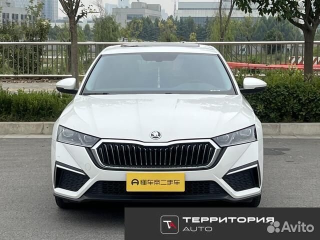 Skoda Octavia 1.4 AMT, 2021, 19 000 км