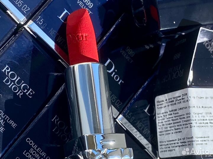 Помада dior 999