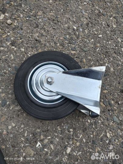 Колеса поворотные и неповоротные 200/50-100