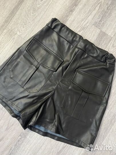 Кожаные шорты женские 42 размер