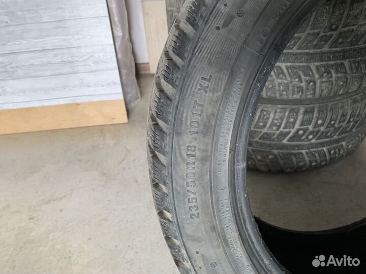Kumho I'Zen KW22 235/50 R18