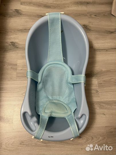 Ванночка для купания с горкой