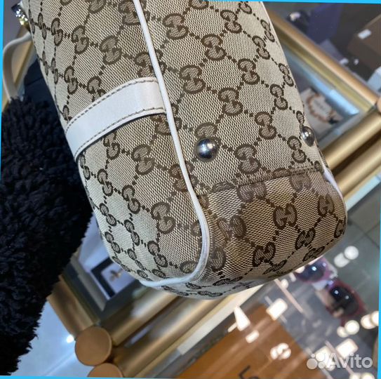 Сумка с ручками от gucci GG