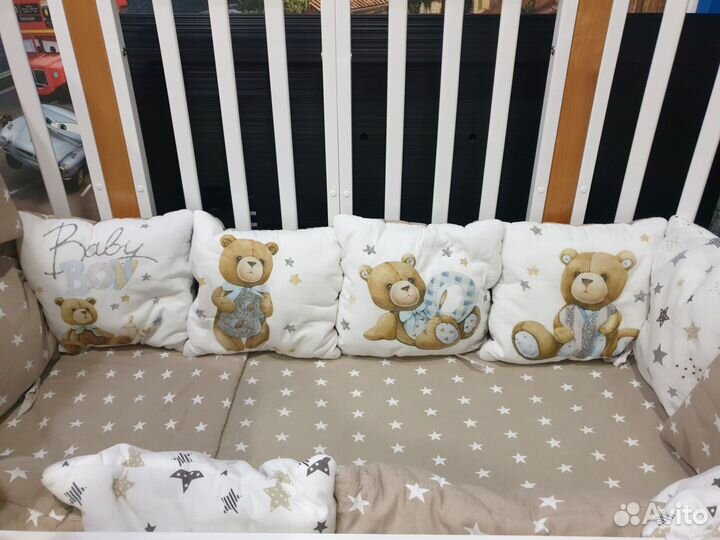 Комплект в детскую кроватку