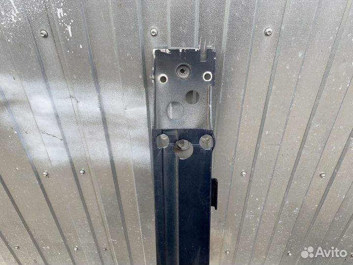 Усилитель передний Volvo XC90 2002-2015