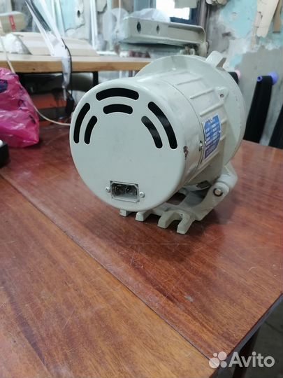 Двигатель для швейной машины