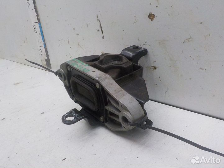 Б/У Б/У Опора двигателя Kia Sportage 2016- 2183